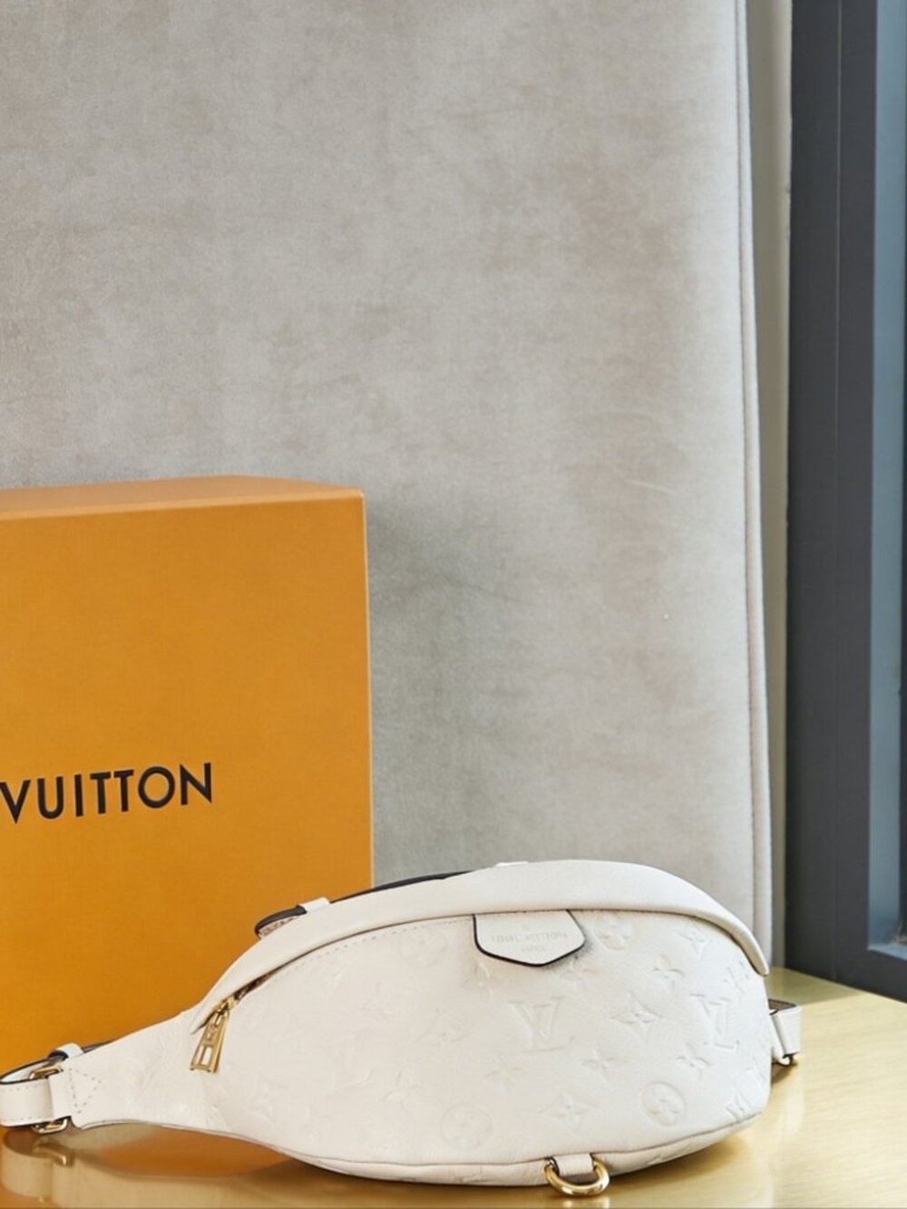 Louis Vuitton Bumbag Monogram Empreinte White